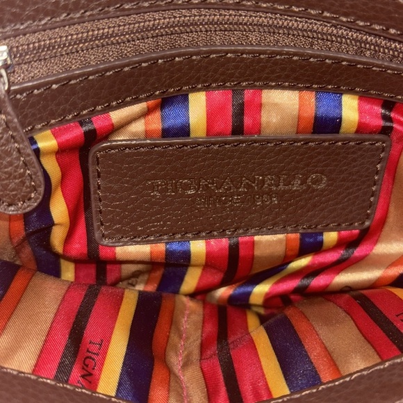 TIGNANELLO…Elegant Red and Brown Leather Shoulder Bag Silver Hardware - Picture 8 of 9